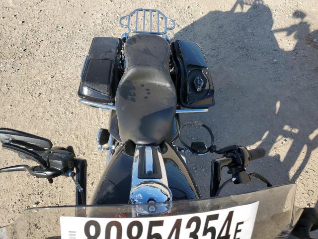 2011 HARLEY-DAVIDSON FLHTK - 1HD1KEM11BB674906