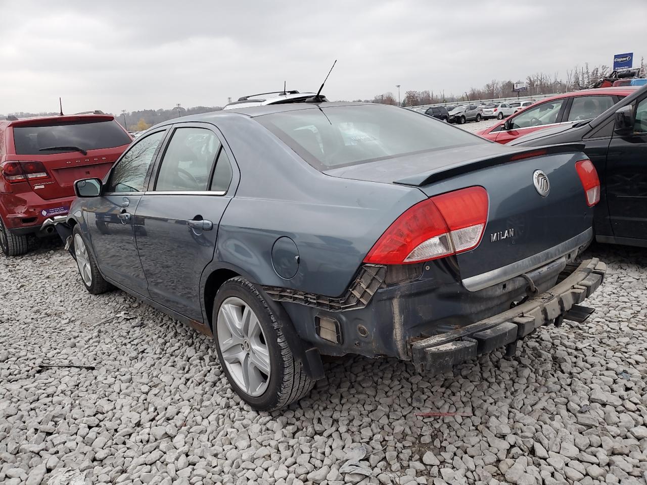 Lot #3055225963 2011 MERCURY MILAN