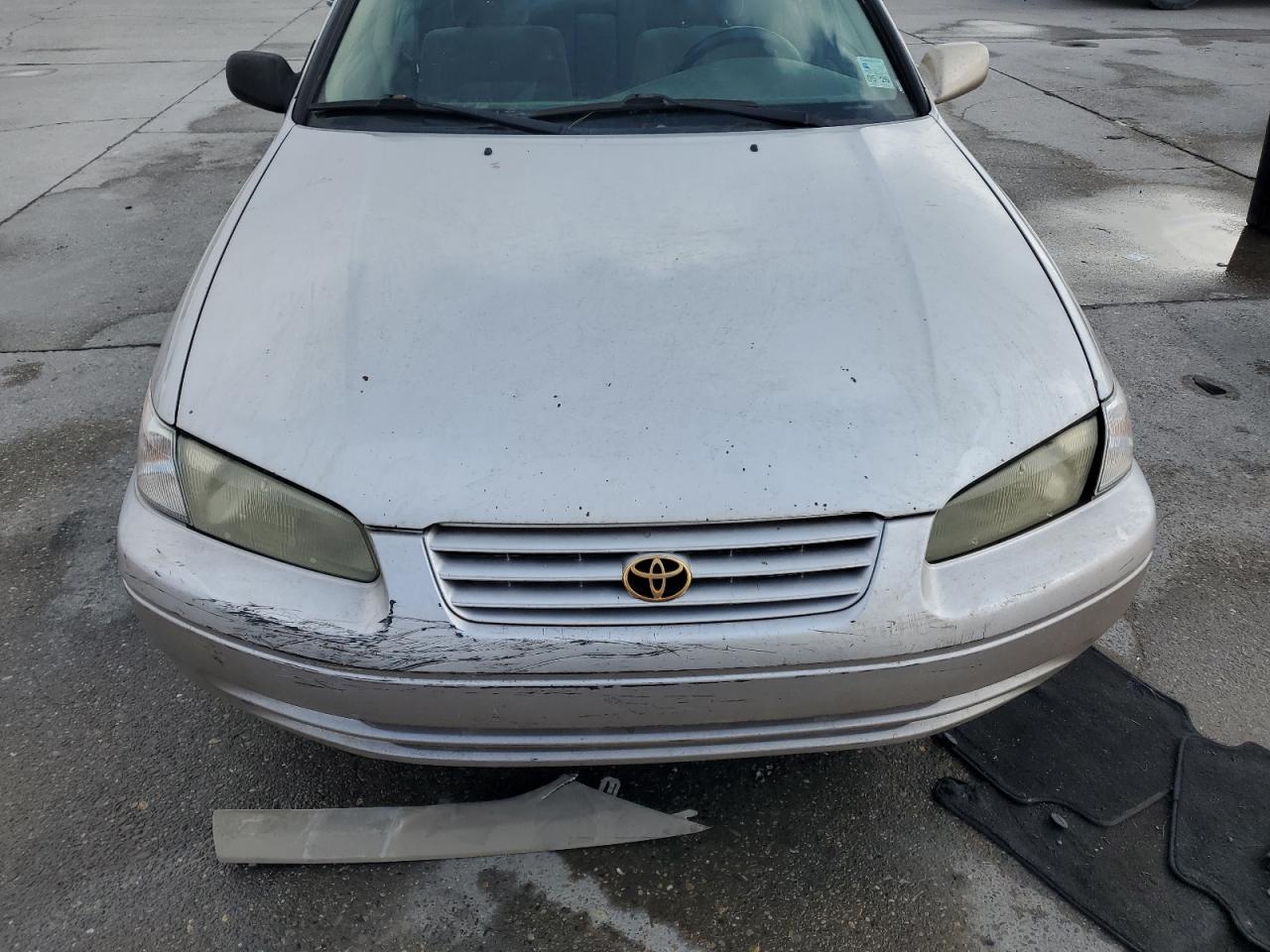 Lot #2974766160 1998 TOYOTA CAMRY CE