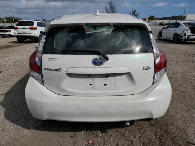 2016 TOYOTA PRIUS C JTDKDTB31G1119685
