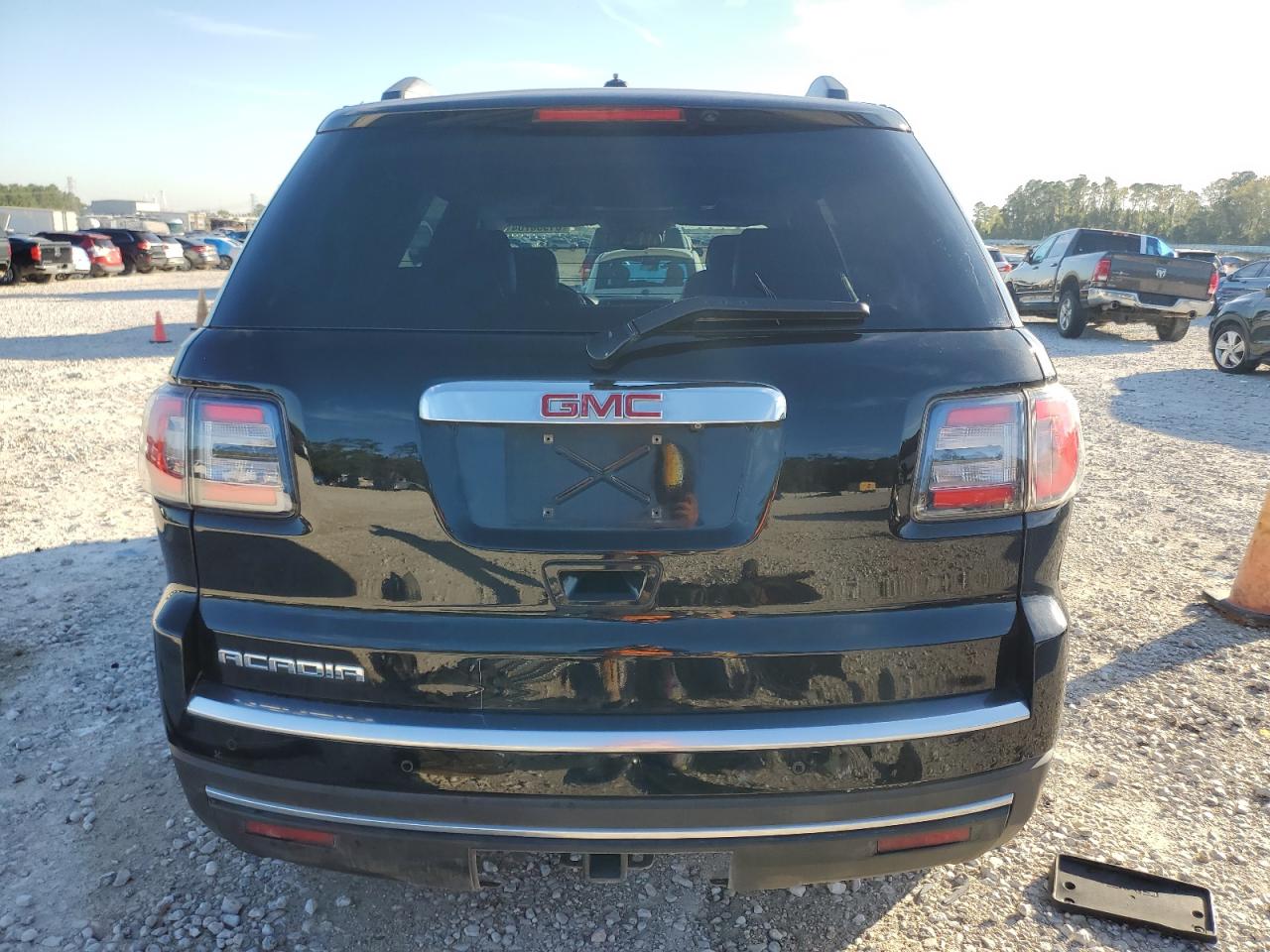 Lot #3004100015 2016 GMC ACADIA SLT