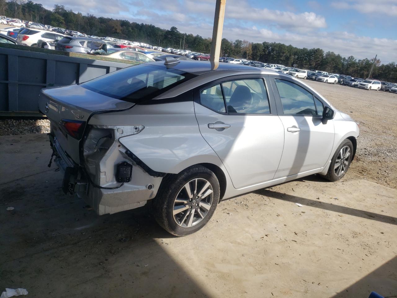 Lot #2962578750 2022 NISSAN VERSA SV