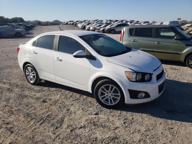 VIN 1G1JC5SH7D4104181 2013 Chevrolet Sonic, LT no.4