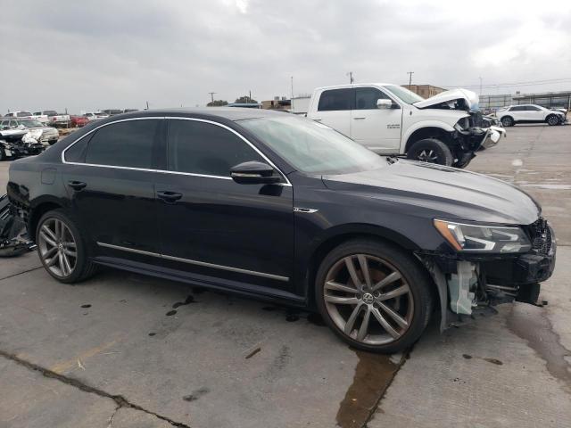 2017 VOLKSWAGEN PASSAT R-L - 1VWDT7A31HC038841