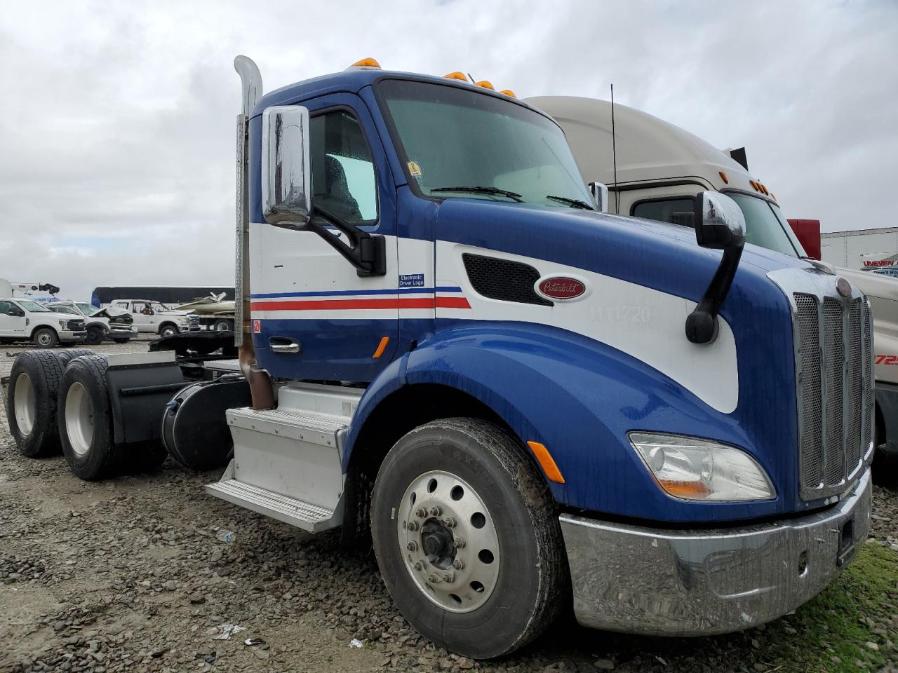 Lot #3006499097 2016 PETERBILT 579