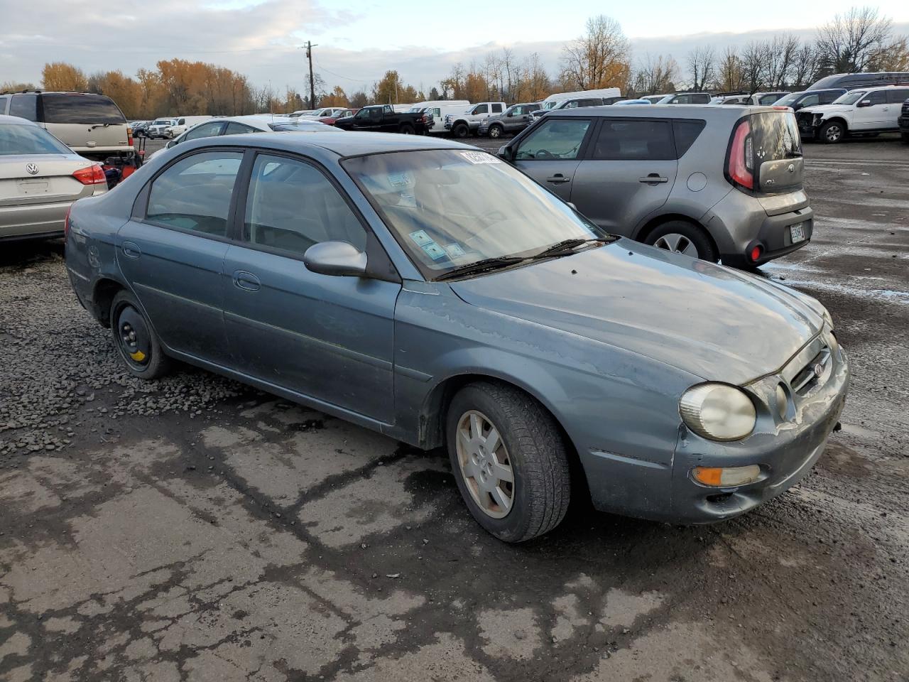 Lot #3020422177 2001 KIA SPECTRA GS