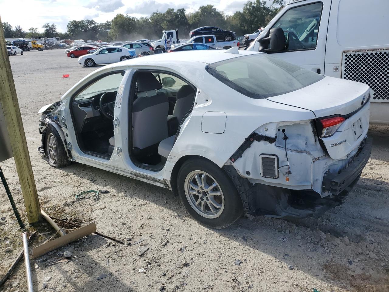 Lot #2979406657 2022 TOYOTA COROLLA LE