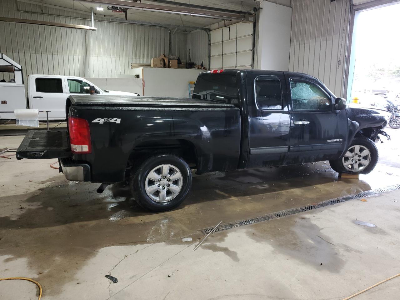 Lot #3029663112 2011 GMC SIERRA K15