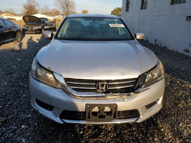 VIN 1HGCR2F34DA032337 2013 HONDA ACCORD no.5