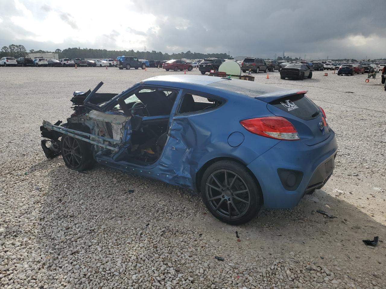 Lot #3027200296 2016 HYUNDAI VELOSTER T