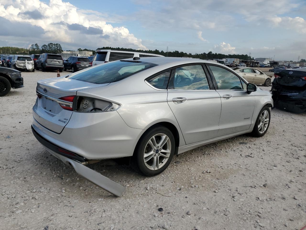 Lot #3020991374 2018 FORD FUSION SE