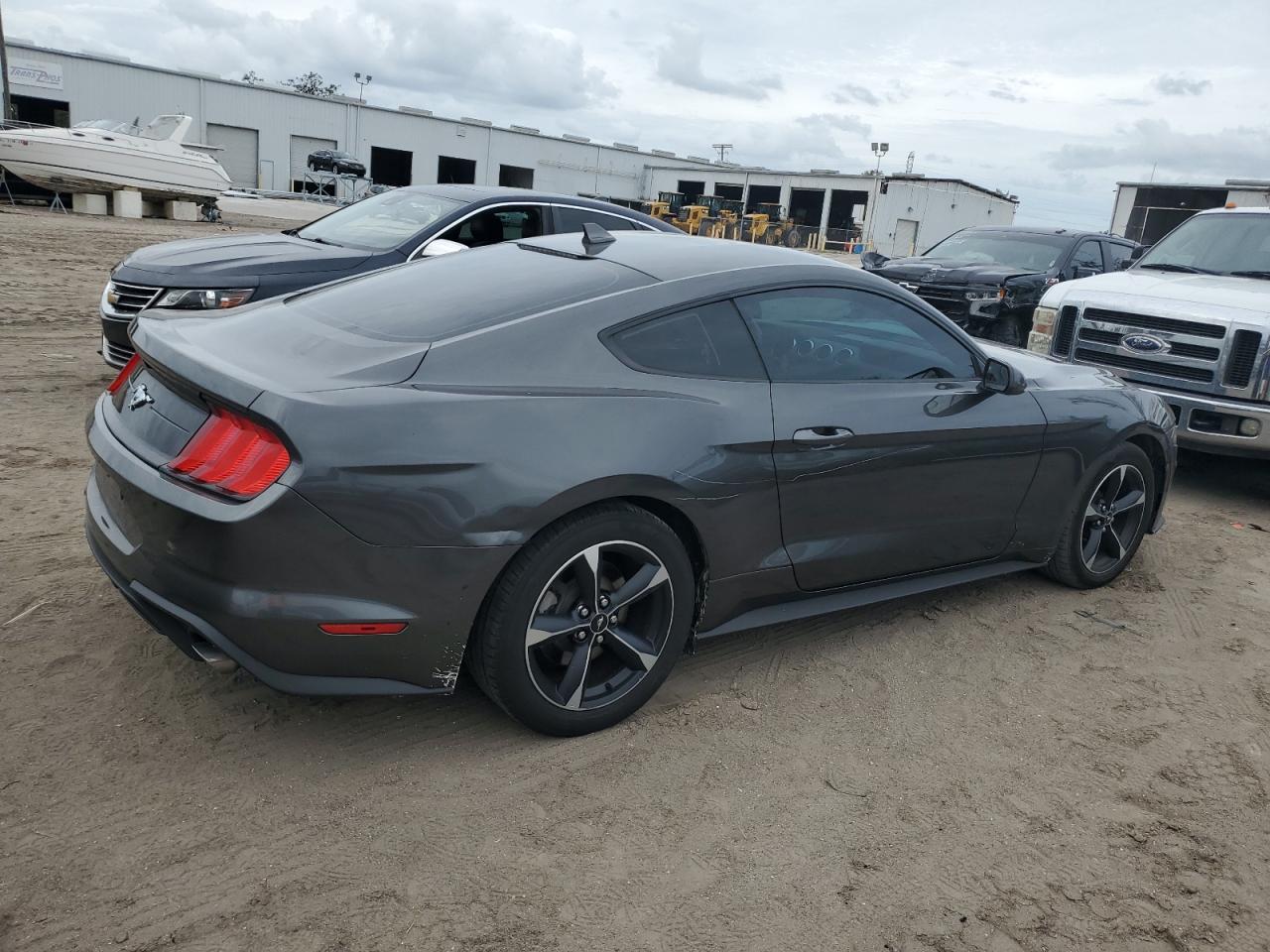 Lot #2989158018 2020 FORD MUSTANG