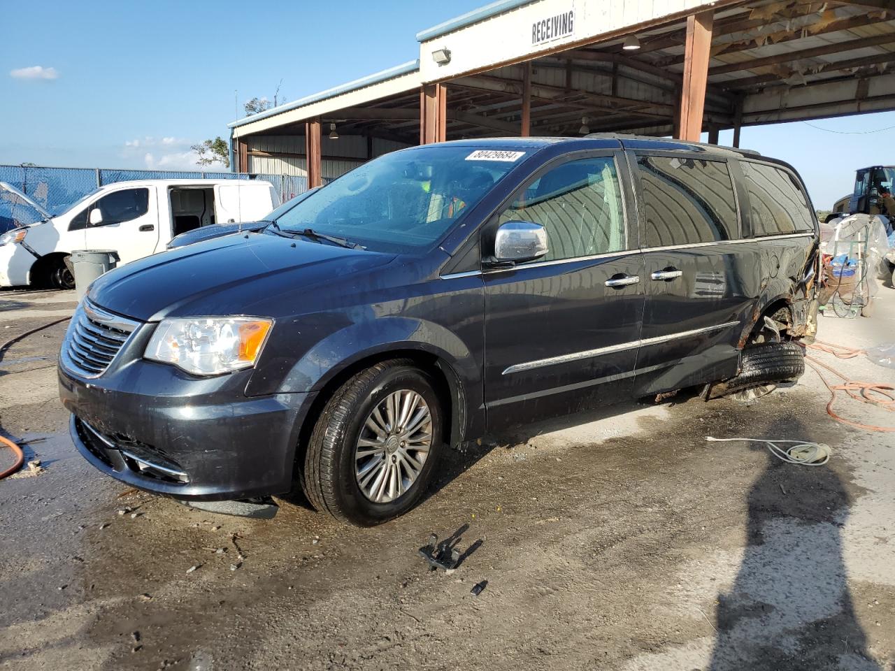 Lot #2996566829 2013 CHRYSLER TOWN & COU