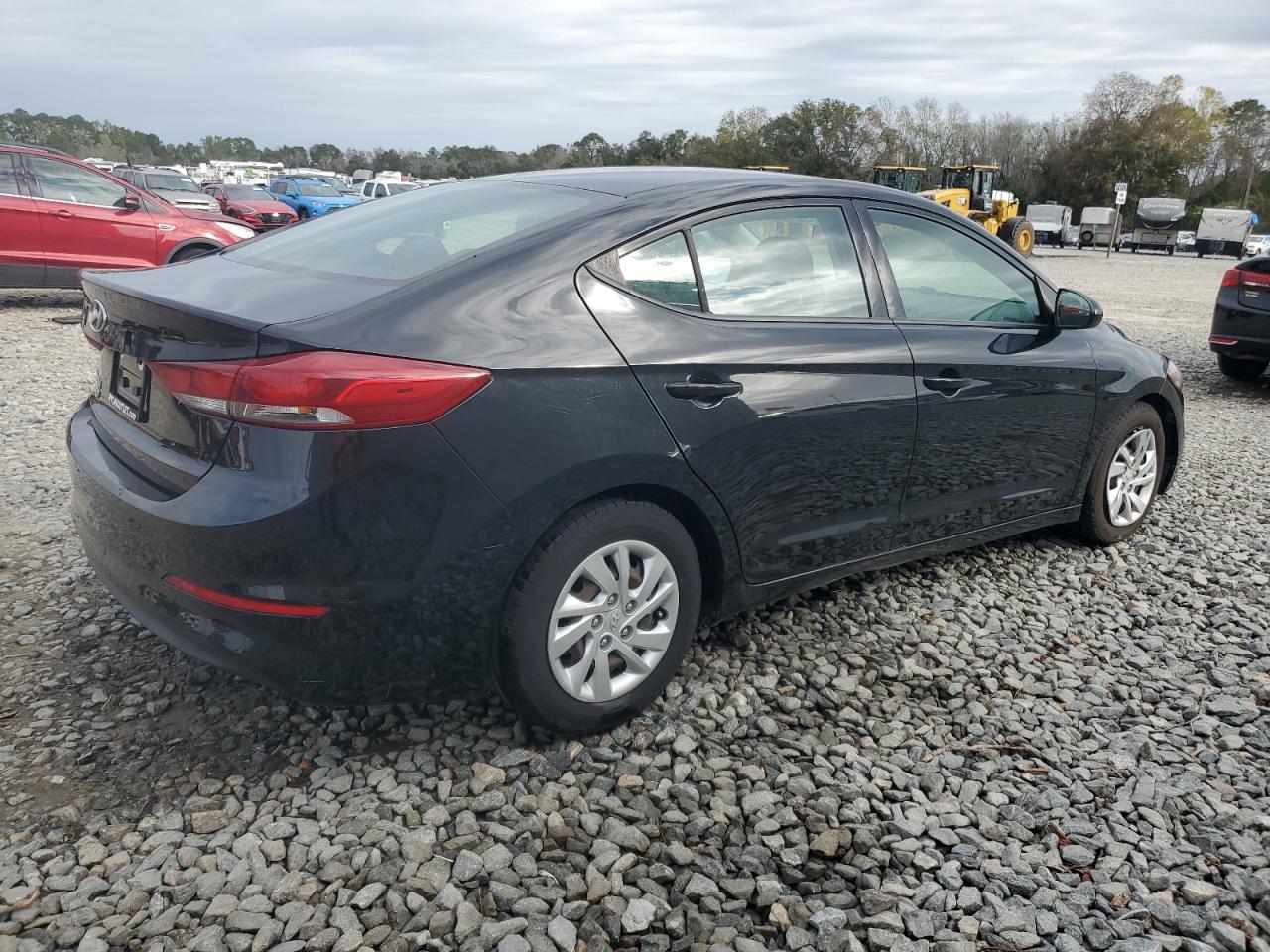 Lot #3024220823 2018 HYUNDAI ELANTRA SE