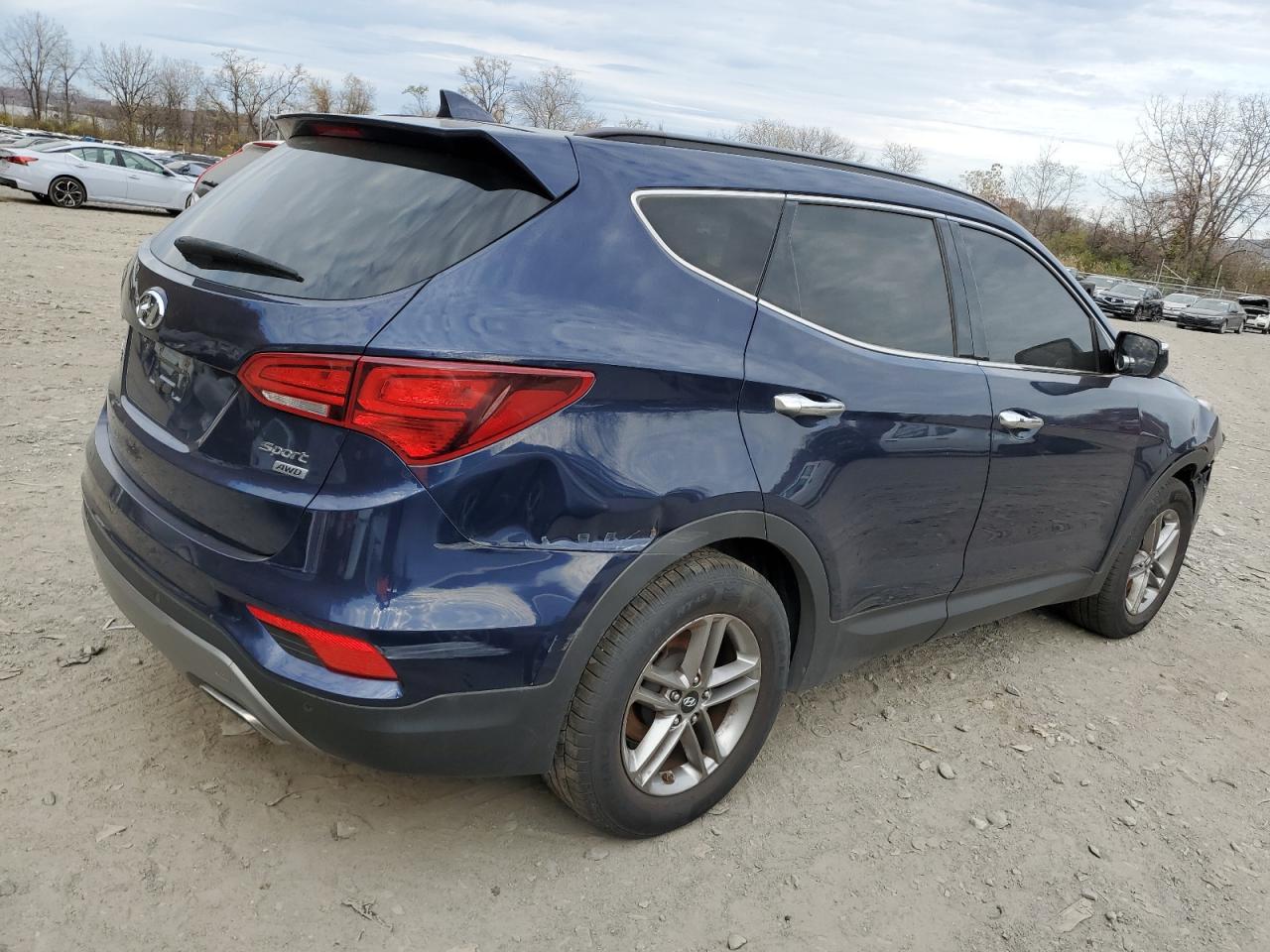 Lot #2955241662 2017 HYUNDAI SANTA FE S