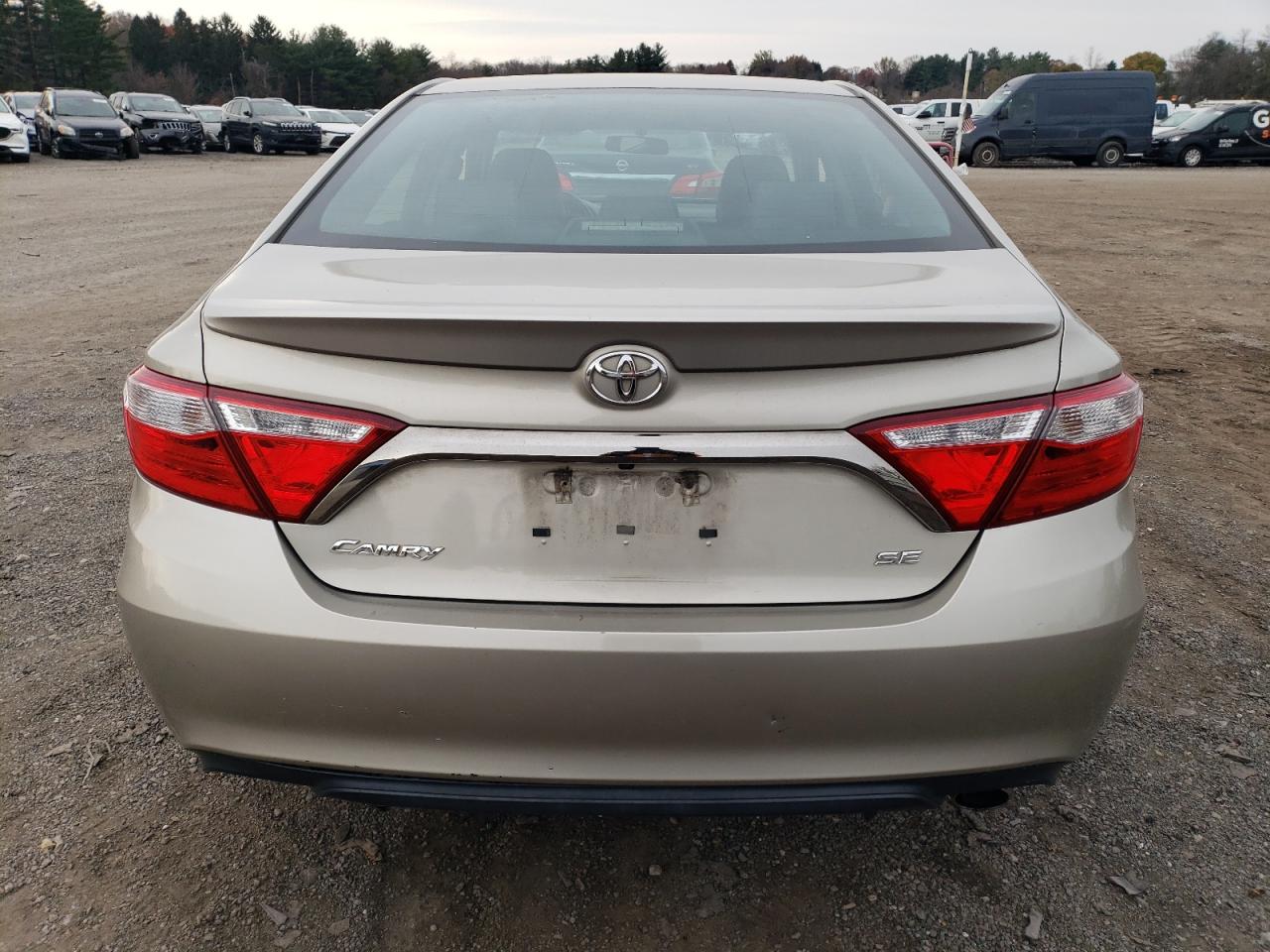 Lot #3026018956 2015 TOYOTA CAMRY SE