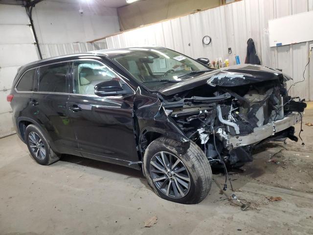 VIN 5TDKZRFH9JS542633 2018 Toyota Highlander, SE no.4