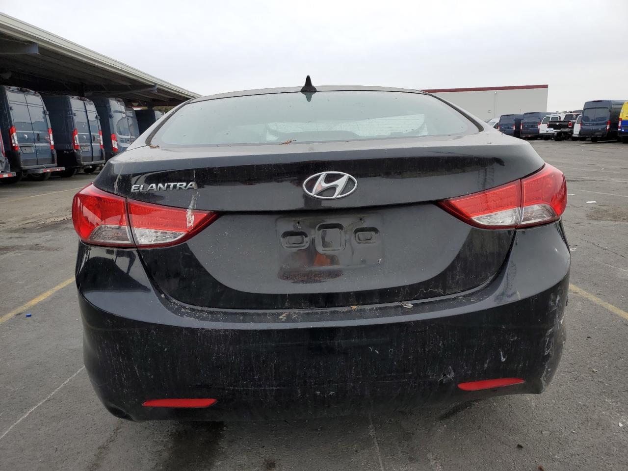 Lot #3022723338 2013 HYUNDAI ELANTRA GL