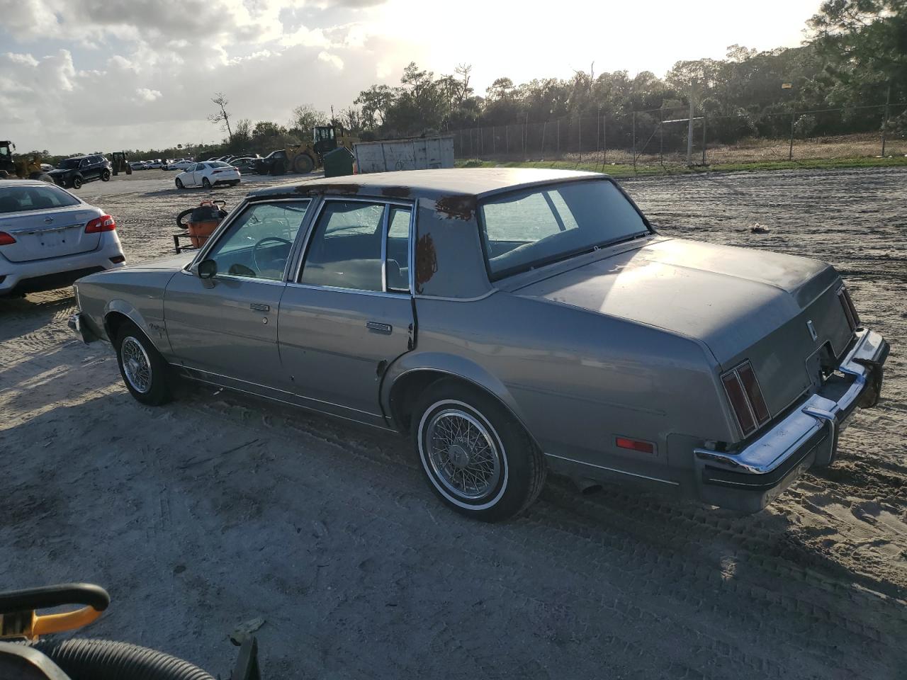 Lot #2955086799 1984 OLDSMOBILE CUTLASS SU