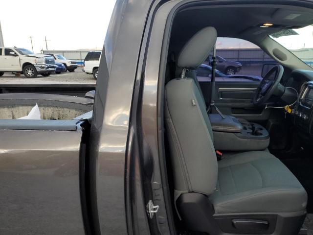 2018 RAM 1500 ST - 3C6JR6AT4JG250464