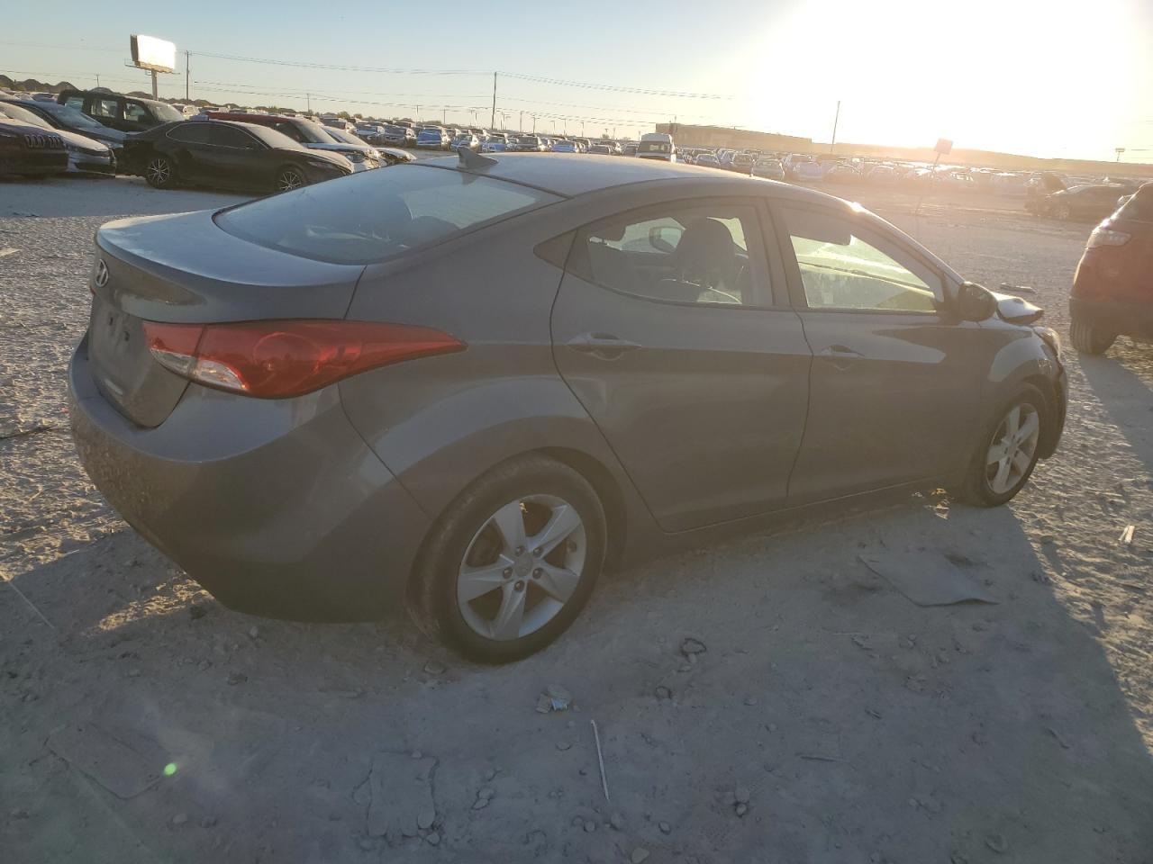 Lot #3033517092 2013 HYUNDAI ELANTRA GL