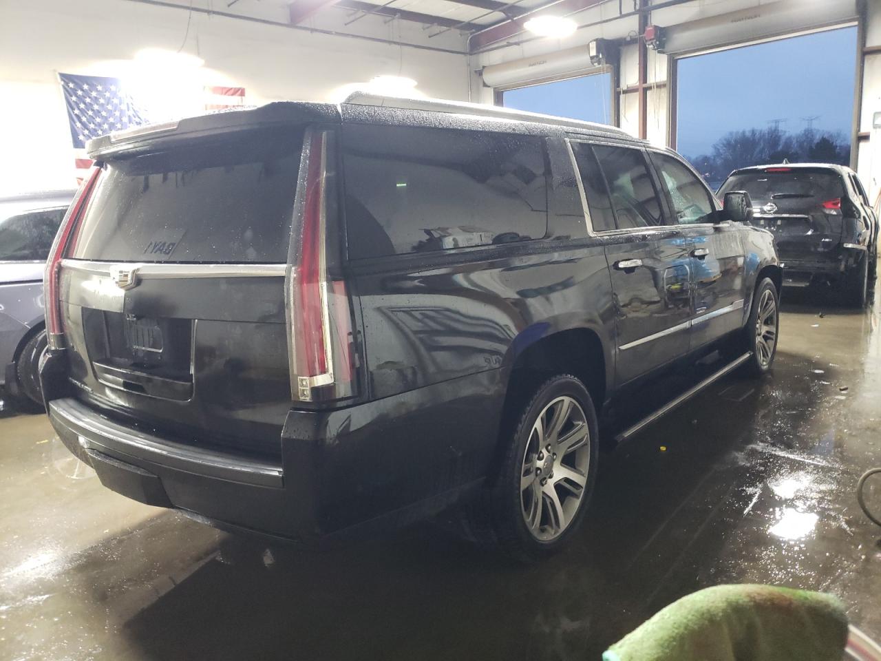 Lot #3023384237 2017 CADILLAC ESCALADE E