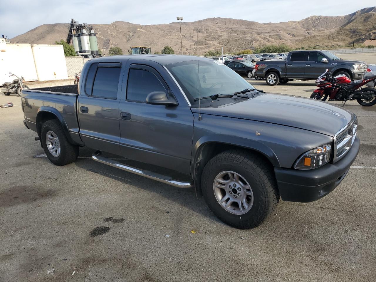 Lot #2974138380 2004 DODGE DAKOTA QUA