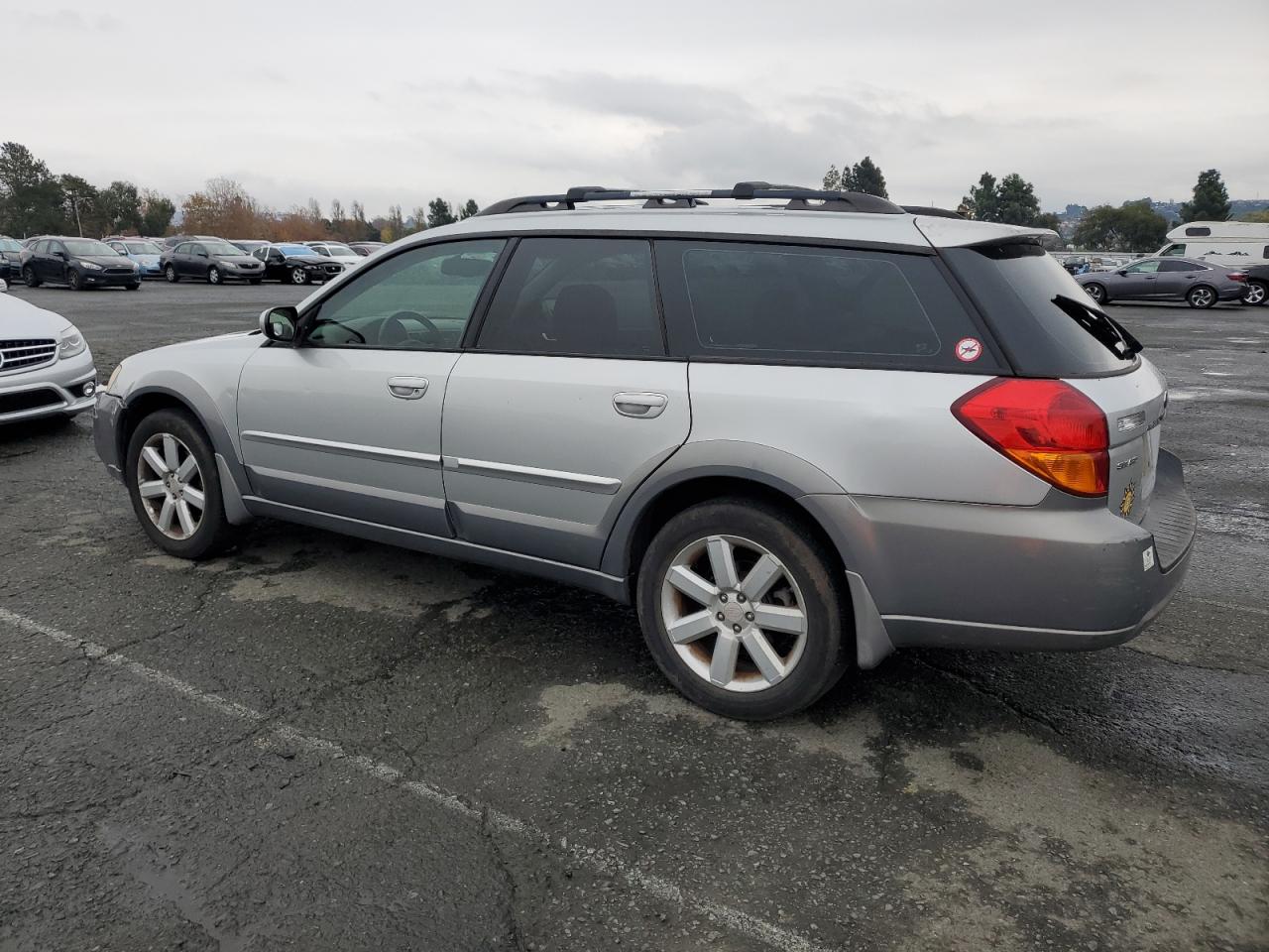 Lot #3006596359 2007 SUBARU OUTBACK OU