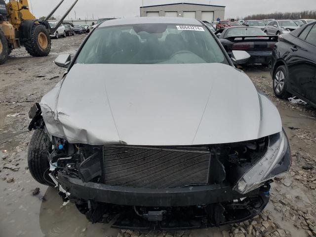 VIN 5NPLS4AG5NH085826 2022 HYUNDAI ELANTRA no.5