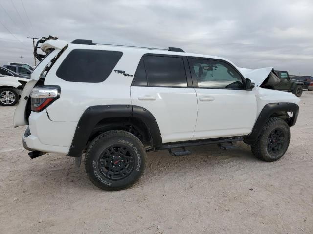 2018 TOYOTA 4RUNNER SR - JTEBU5JR7J5515133