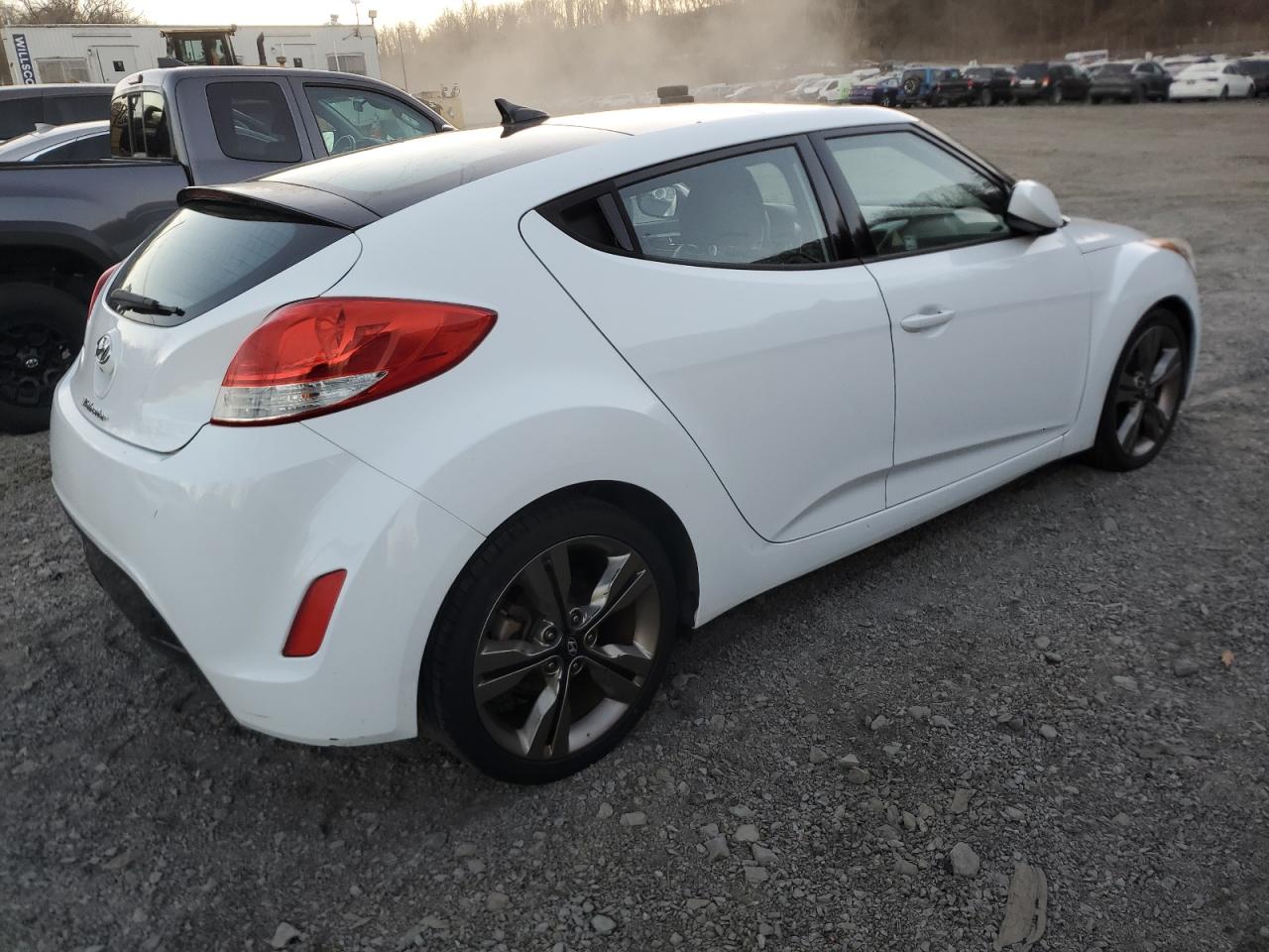 Lot #3003897581 2016 HYUNDAI VELOSTER