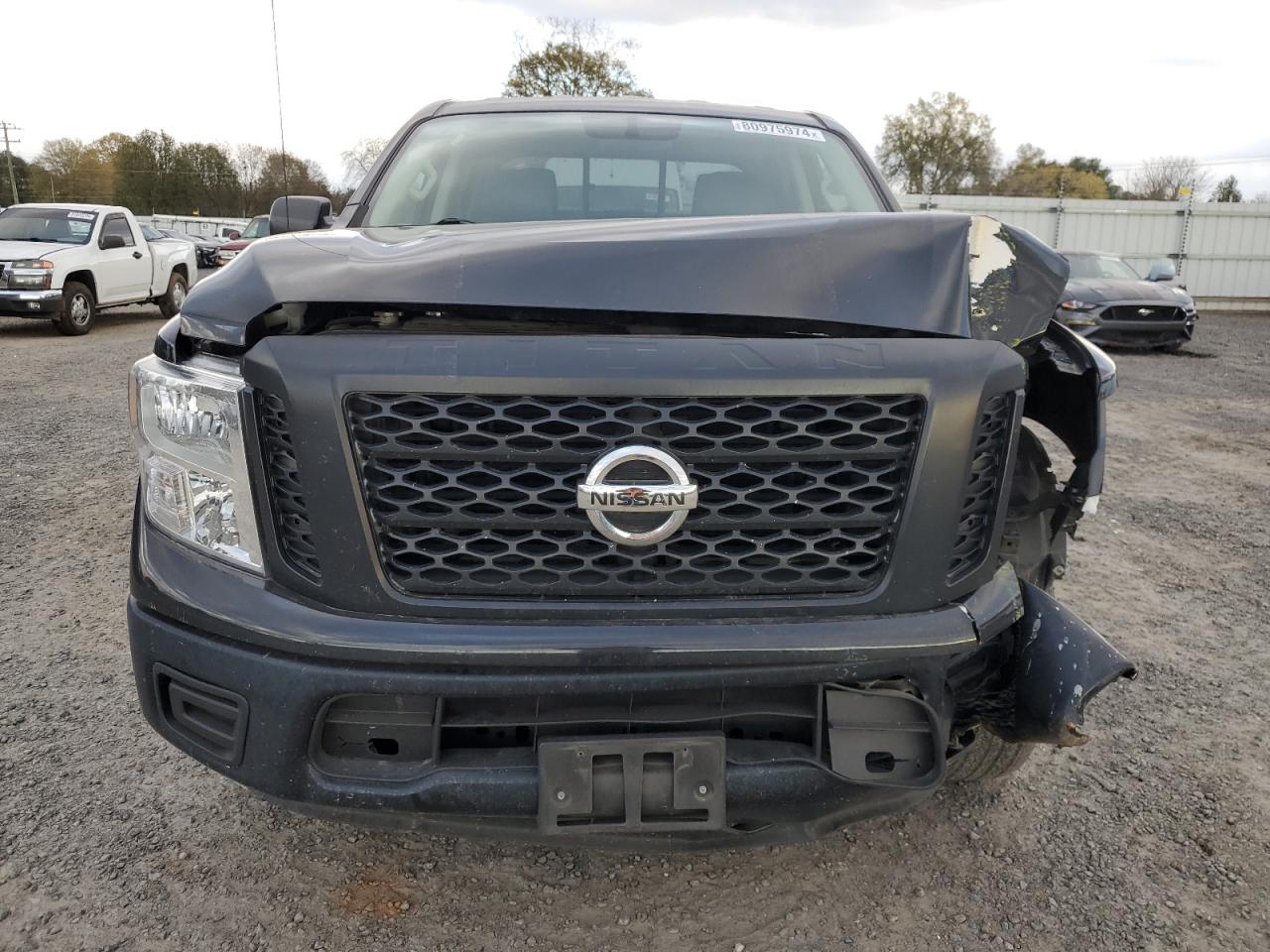 Lot #3020949749 2018 NISSAN TITAN S