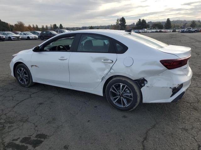 KIA FORTE LX 2024 white  gas 3KPF24AD9RE738137 photo #3