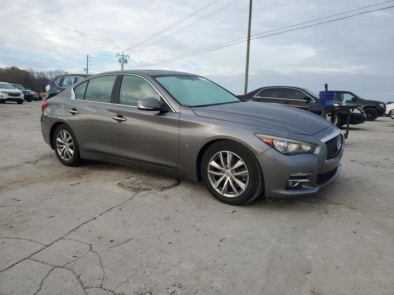 INFINITI Q50 2015