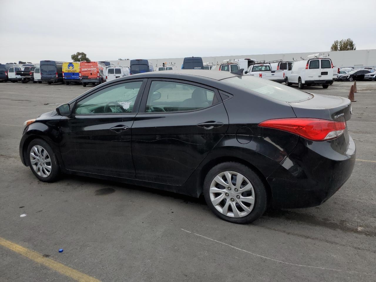 Lot #3022723338 2013 HYUNDAI ELANTRA GL