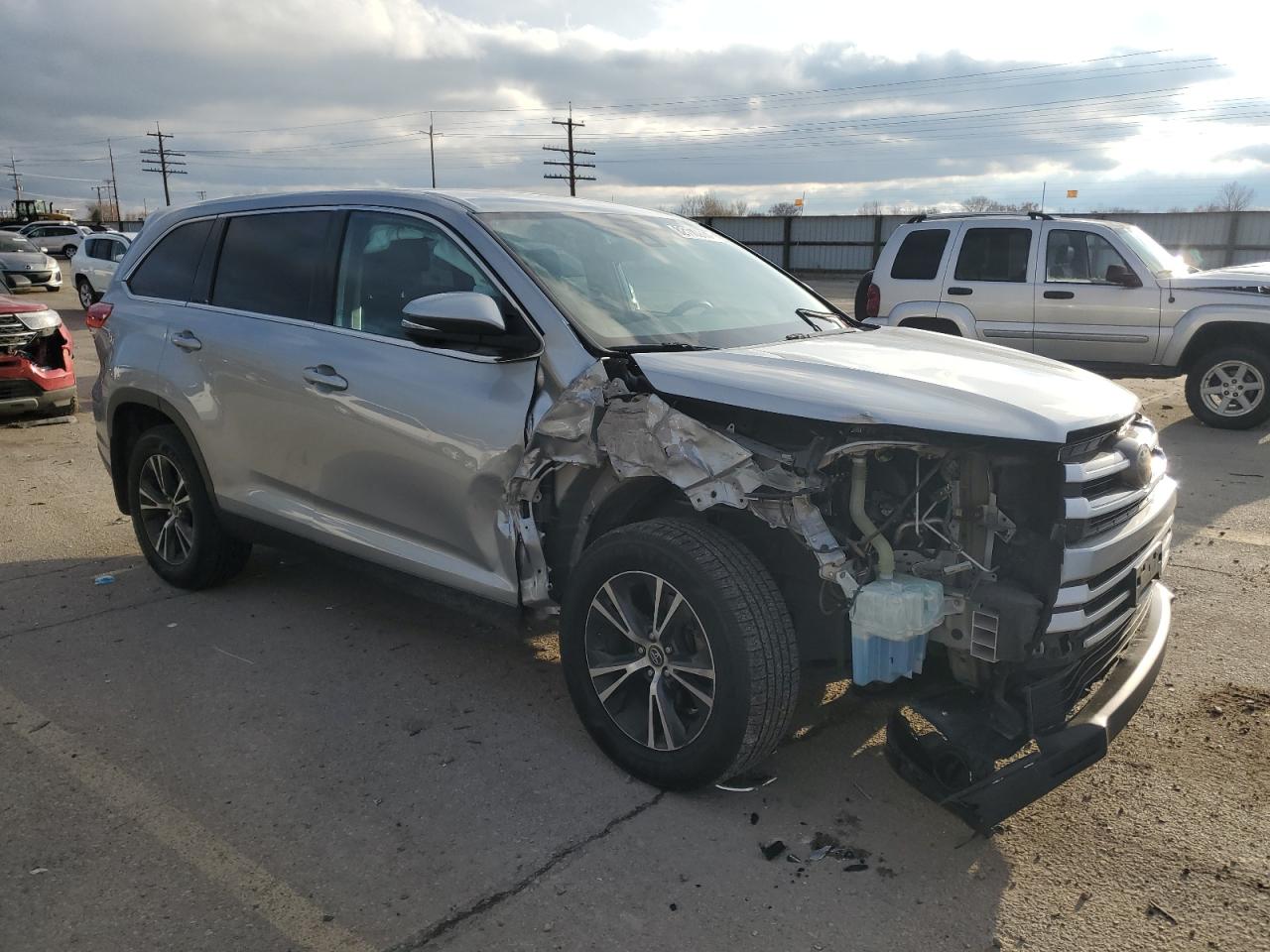 Lot #3033286825 2019 TOYOTA HIGHLANDER