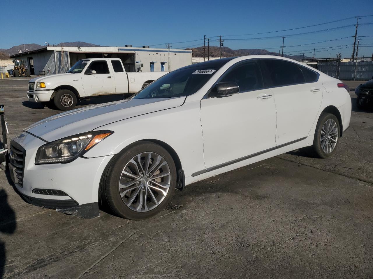  Salvage Hyundai Genesis