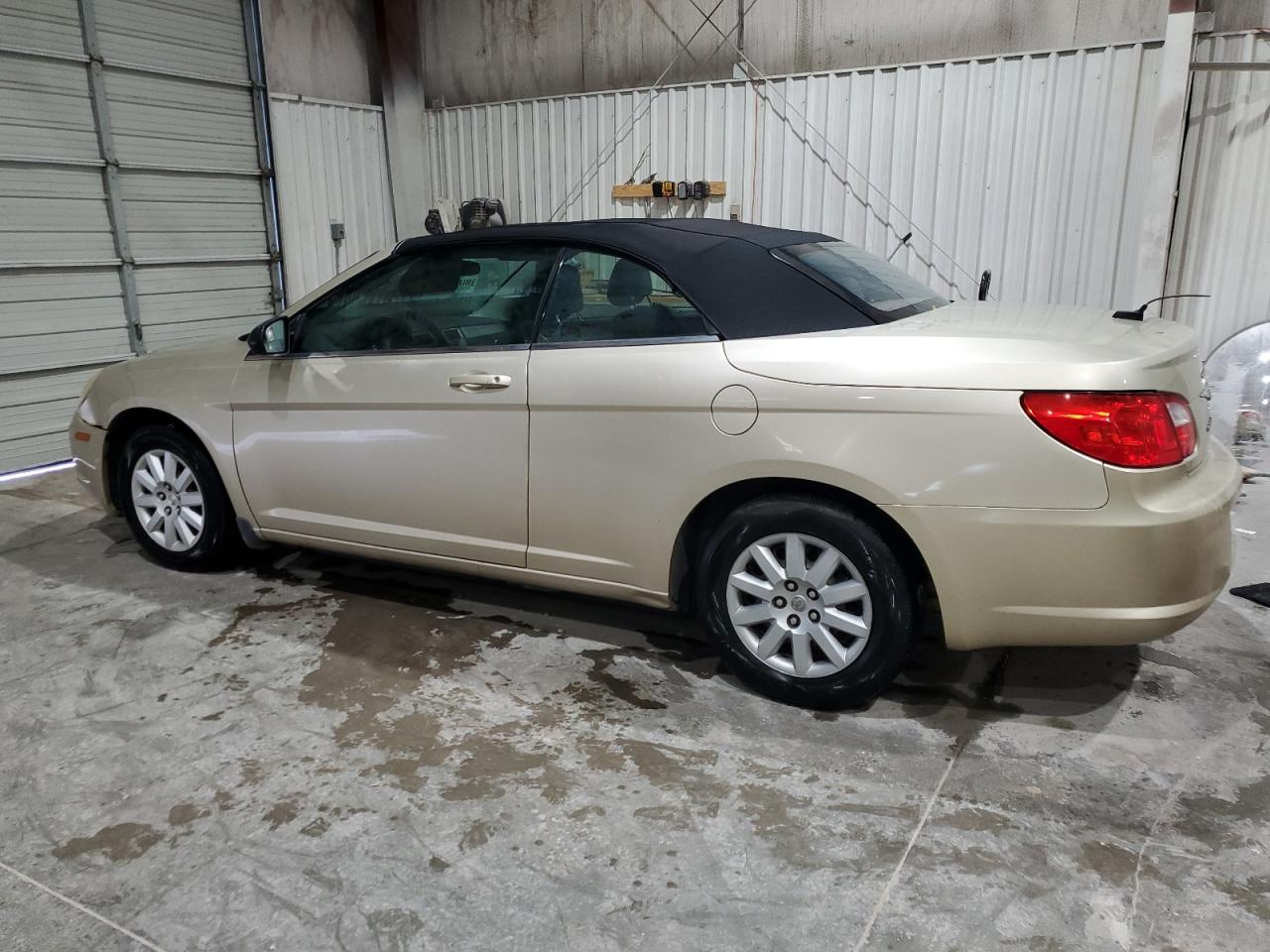 Lot #2987100377 2010 CHRYSLER SEBRING LX