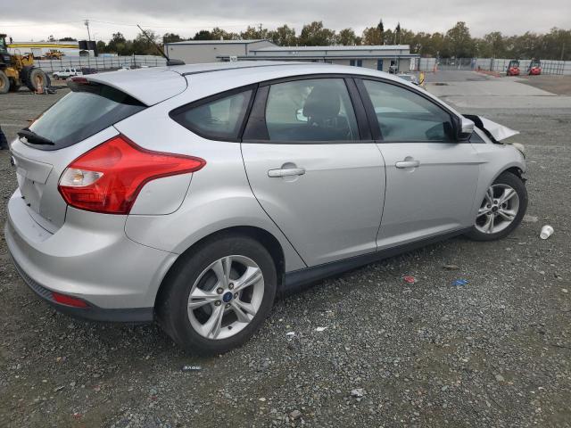 FORD FOCUS SE 2014 silver  gas 1FADP3K26EL433153 photo #4