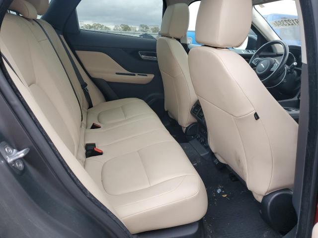 VIN SADCJ2BV0HA068470 2017 JAGUAR F-PACE no.11