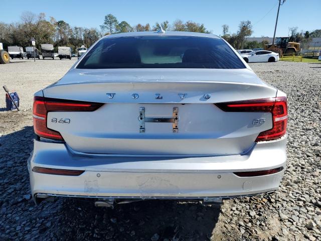 2022 VOLVO S60 B5 MOM - 7JRL12FZ4NG177811