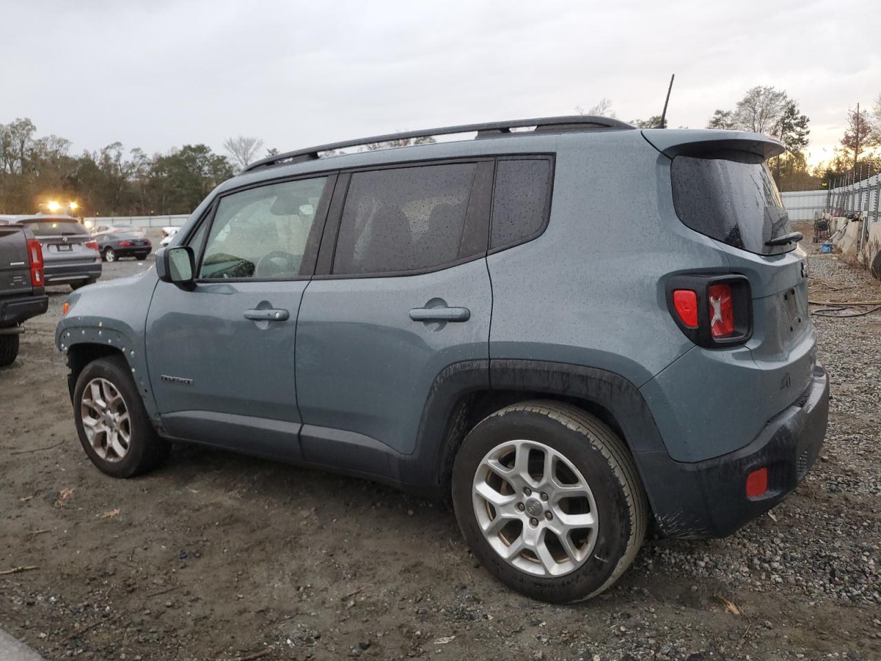 Lot #2979218012 2018 JEEP RENEGADE L