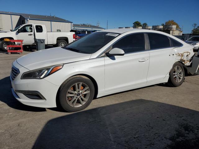 VIN 5NPE24AF4FH125766 2015 HYUNDAI SONATA no.1