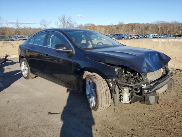 VIN YV1612TB8F1306103 2015 Volvo S60, Premier no.4