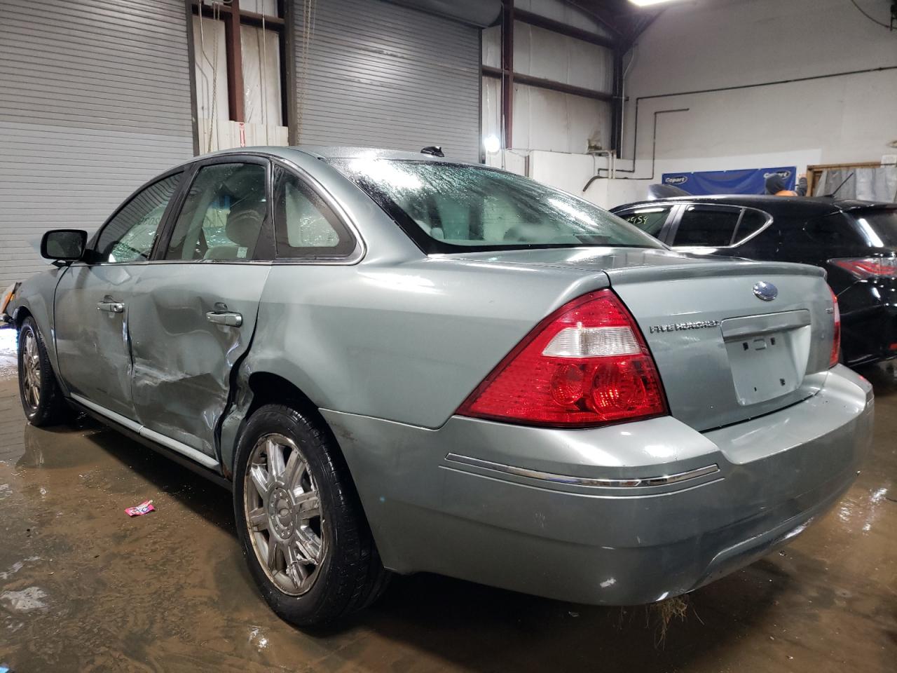 Lot #3008314165 2007 FORD FIVE HUNDR