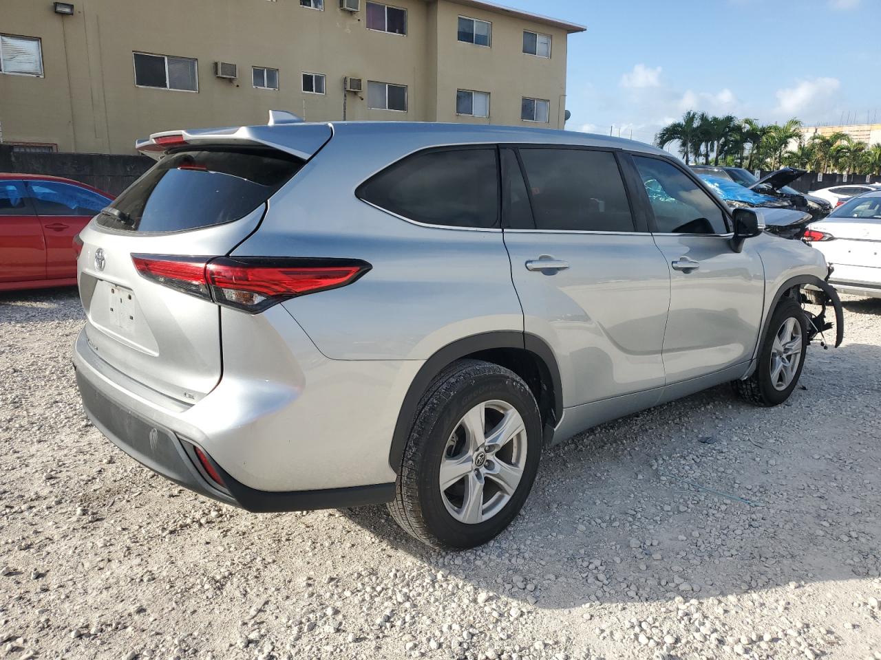 Lot #2979336640 2021 TOYOTA HIGHLANDER