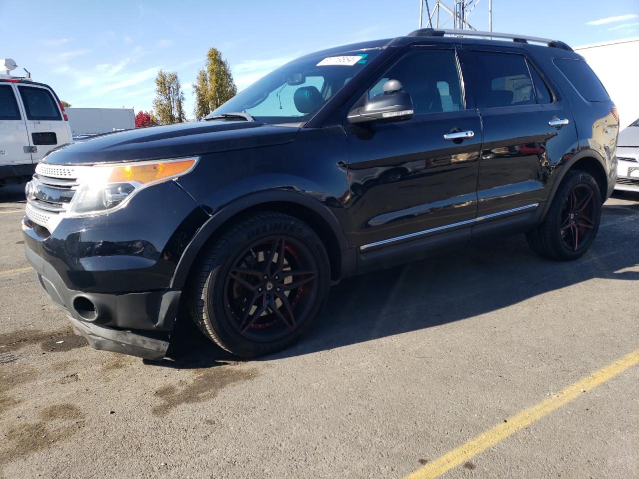  Salvage Ford Explorer