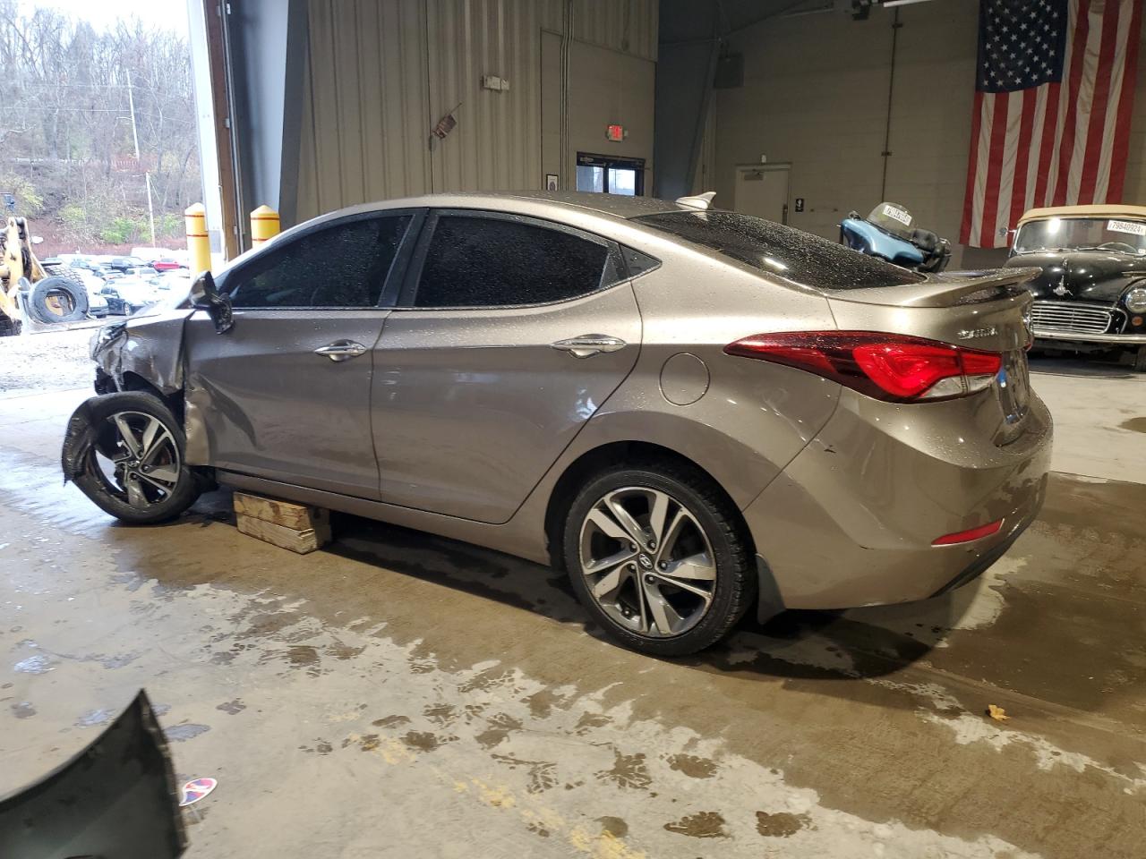 Lot #2989212627 2014 HYUNDAI ELANTRA SE