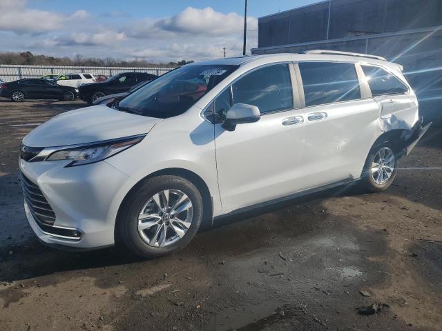 2024 TOYOTA SIENNA LIM #3028406833