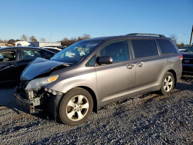 2014 TOYOTA SIENNA LE #3033077996